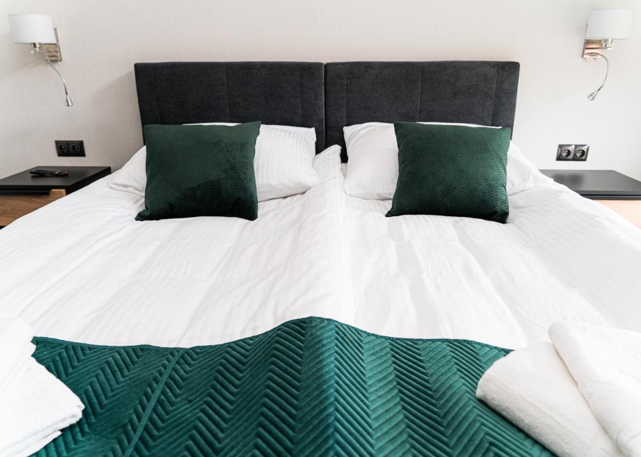 Hotel KAVKA&Restauracja Czersk Pomorski Zewnętrze zdjęcie