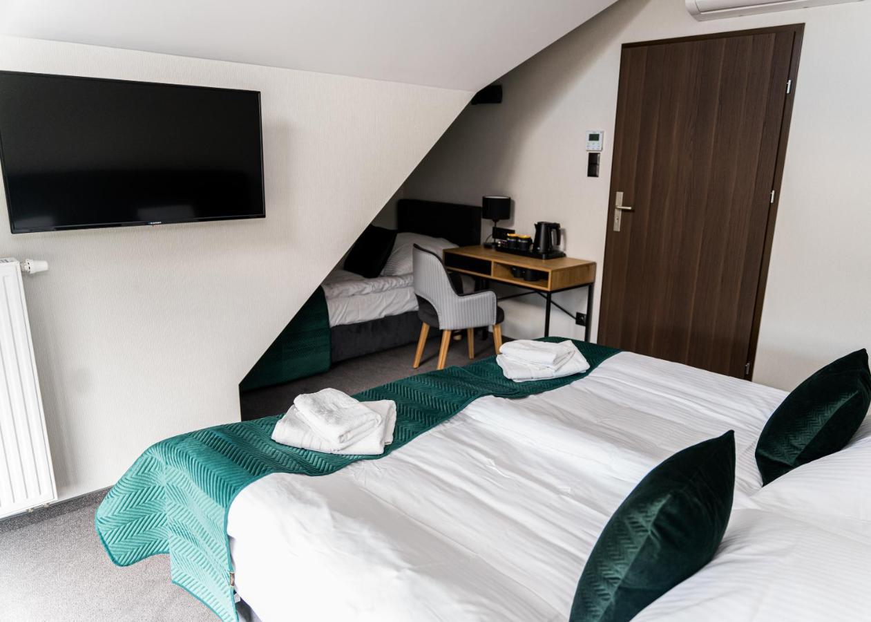 Hotel KAVKA&Restauracja Czersk Pomorski Zewnętrze zdjęcie