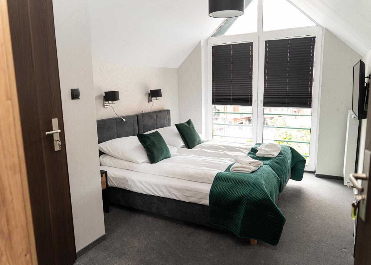 Hotel KAVKA&Restauracja Czersk Pomorski Zewnętrze zdjęcie